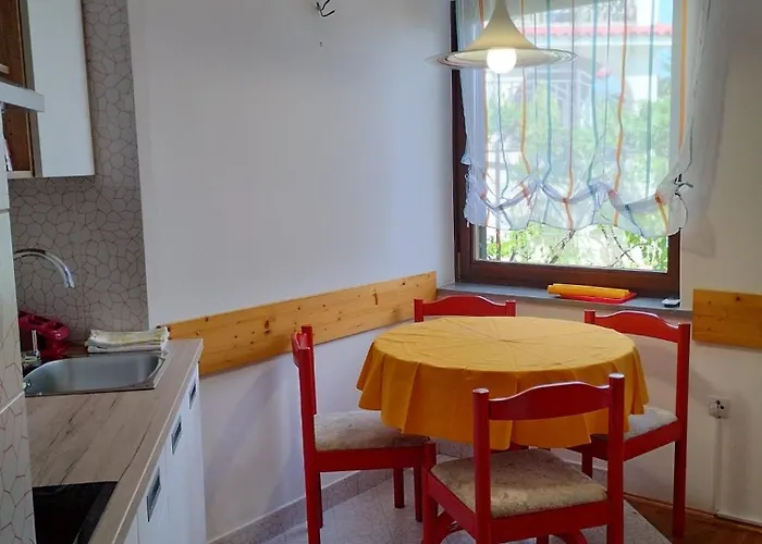 Valentina And Apartamento Vantacici